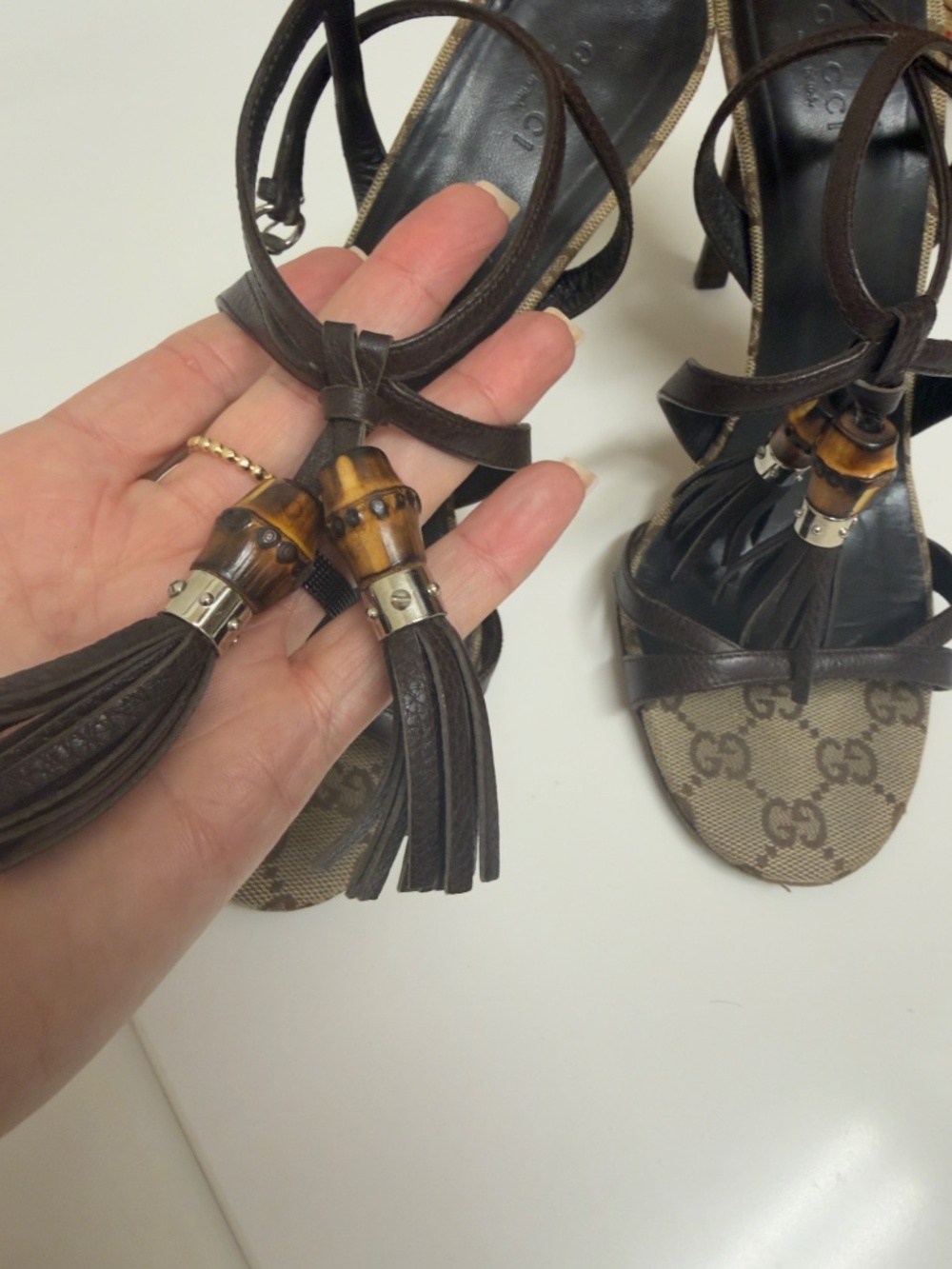 Gucci Brown GG Canvas and Leather Open Toe Bamboo Tassel Sandal Size 38 1/2 - Picture 13 of 14